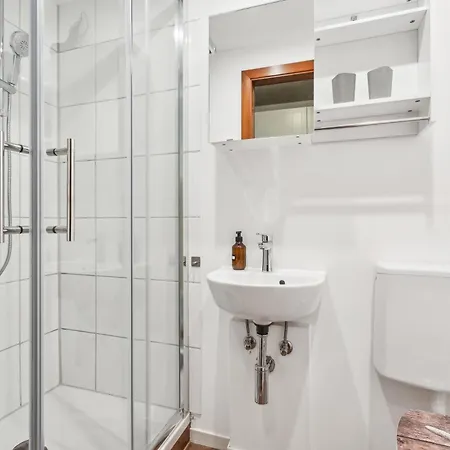 Madame Jacqueline - Steinhude Wunstorf